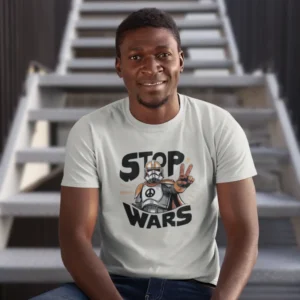 Camiseta de hombre con la imagen de un soldado imperial de Star Wars haciendo el símbolo de la paz y el texto "STOP WARS"