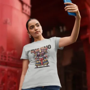 Camiseta para mujer con Iron Man vestido como un luchador de sumo japonés, acompañado del texto "Iron Sumo".